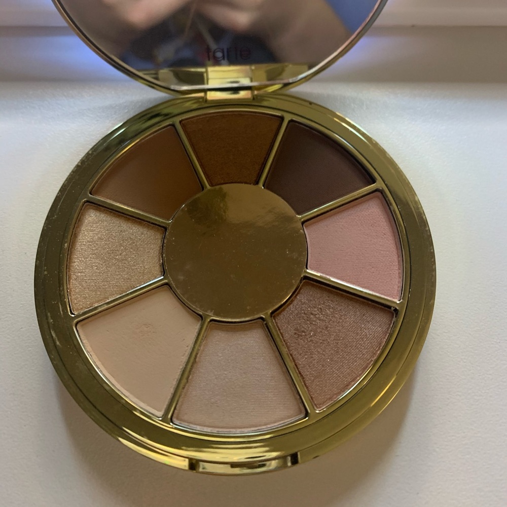 Eyeshadow palette